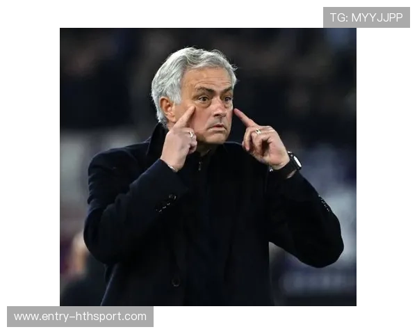 罗马主帅穆里尼奥称赞球队执行力，穆里尼奥的罗马教练团队